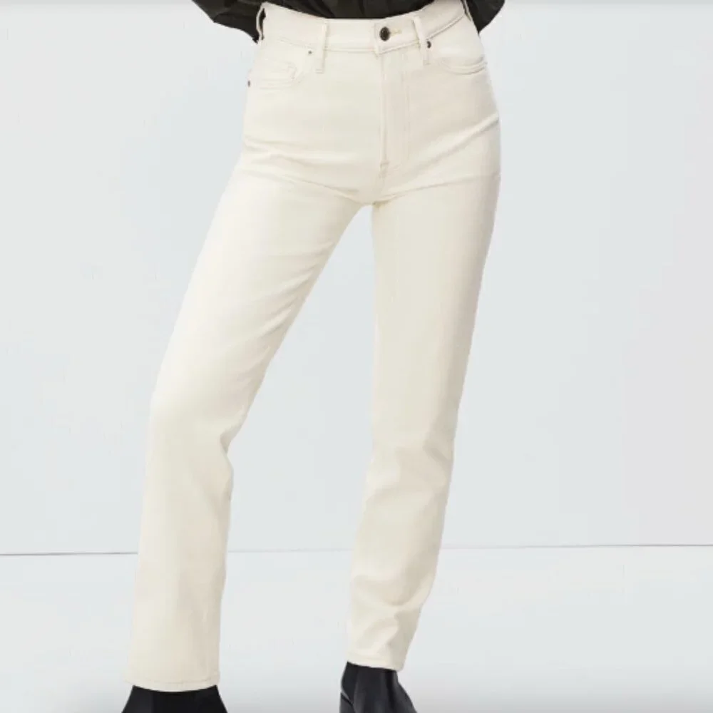 Everlane The Original Cheeky Jean in Chalk White sz‎ 35